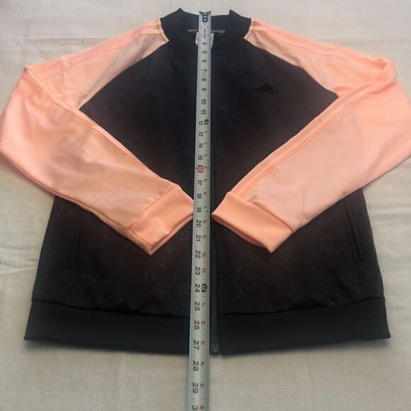 Adidas women’s embossed print light jacket. Full zip climate jacket - Picture 10 of 12